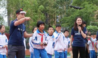 读小学成都七中实验学校与双流棠湖外国语学校哪个更好,主要是校风和管理方面,谢谢